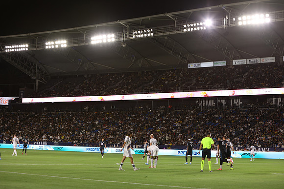 0404026_LAGalaxyvsMinnesota_GA_06454