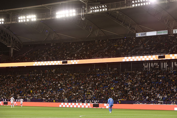 0404026_LAGalaxyvsMinnesota_GA_06357