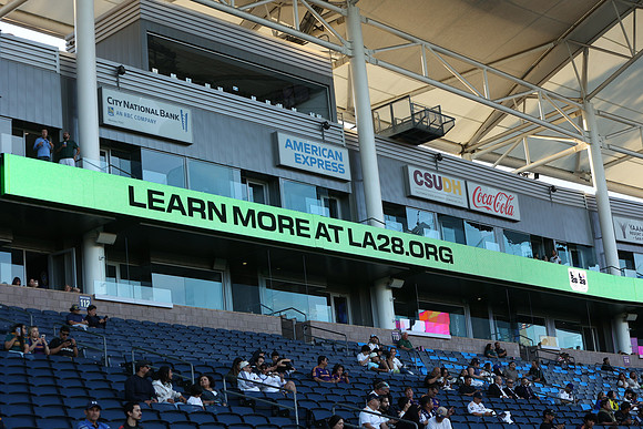 0404026_LAGalaxyvsMinnesota_GA_06343