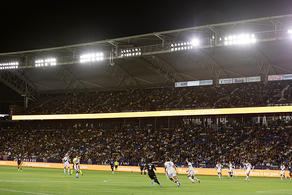 0404026_LAGalaxyvsMinnesota_GA_06233