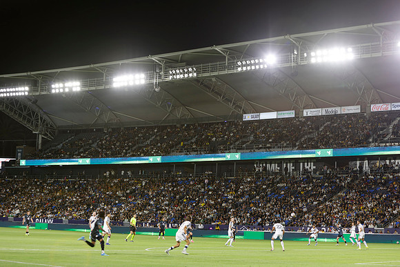 0404026_LAGalaxyvsMinnesota_GA_06226
