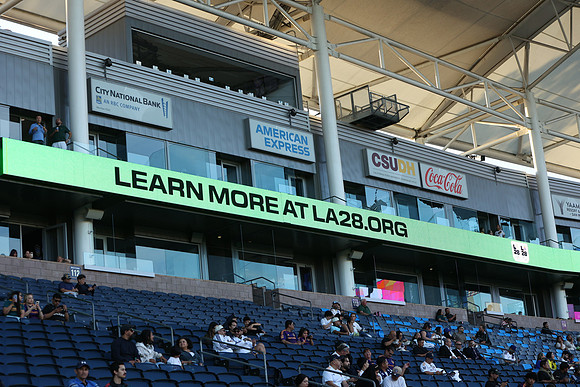 0404026_LAGalaxyvsMinnesota_GA_06344