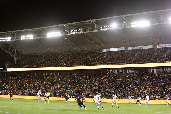 0404026_LAGalaxyvsMinnesota_GA_06231