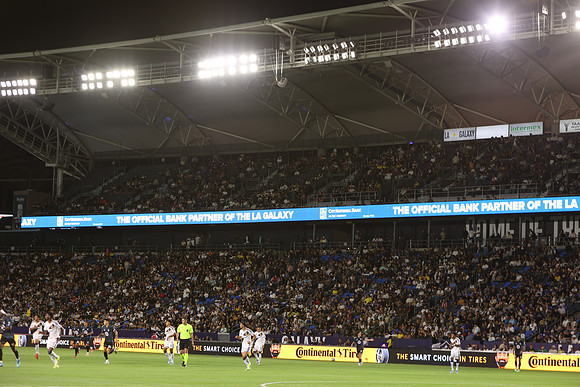 0404026_LAGalaxyvsMinnesota_GA_06386