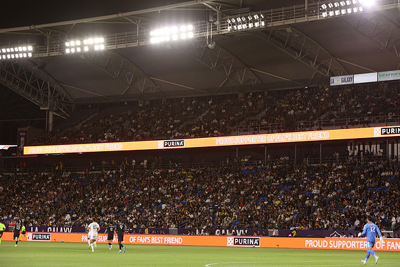 0404026_LAGalaxyvsMinnesota_GA_06345