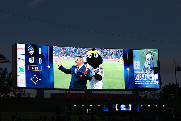 0404026_LAGalaxyvsMinnesota_GA_06106