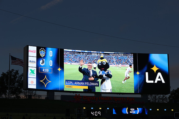 0404026_LAGalaxyvsMinnesota_GA_06110