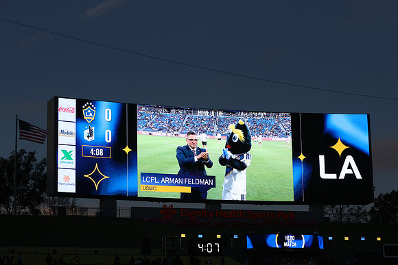 0404026_LAGalaxyvsMinnesota_GA_06122