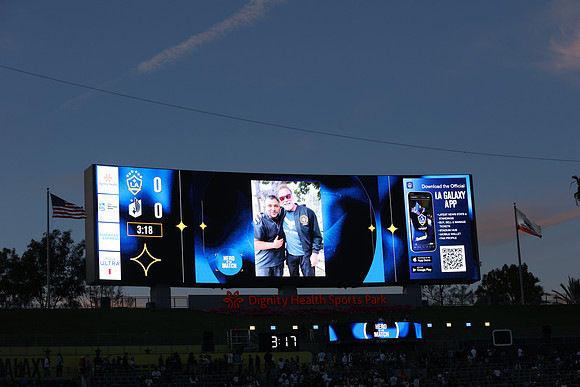 0404026_LAGalaxyvsMinnesota_GA_06141
