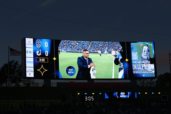 0404026_LAGalaxyvsMinnesota_GA_06170