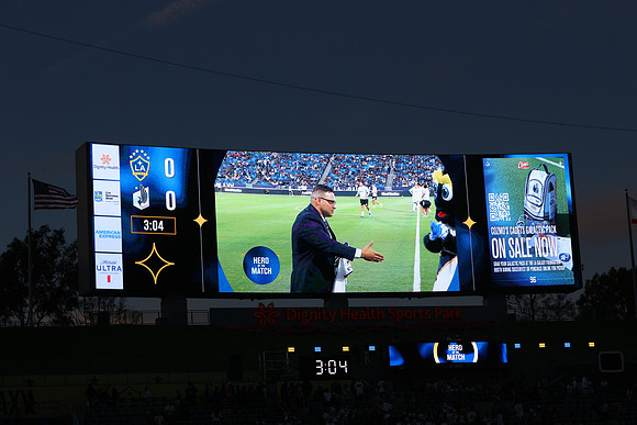 0404026_LAGalaxyvsMinnesota_GA_06174