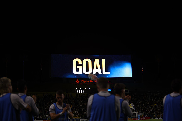 0404026_LAGalaxyvsMinnesota_GA_06013