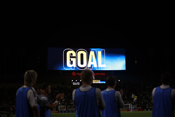 0404026_LAGalaxyvsMinnesota_GA_06006