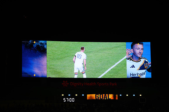 0404026_LAGalaxyvsMinnesota_GA_06040