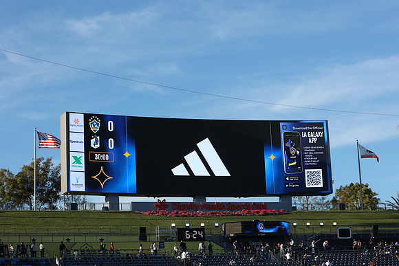 0404026_LAGalaxyvsMinnesota_GA_01619