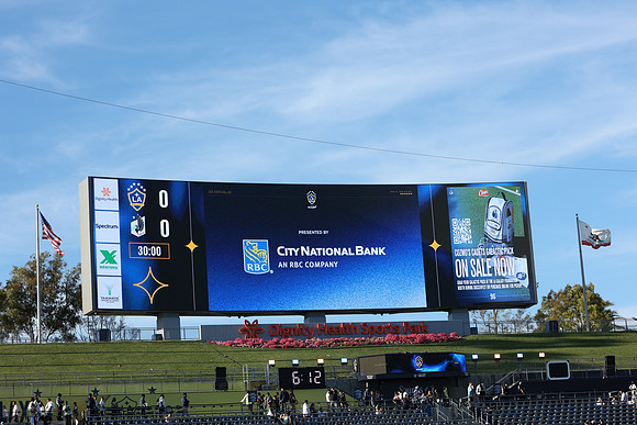0404026_LAGalaxyvsMinnesota_GA_01397