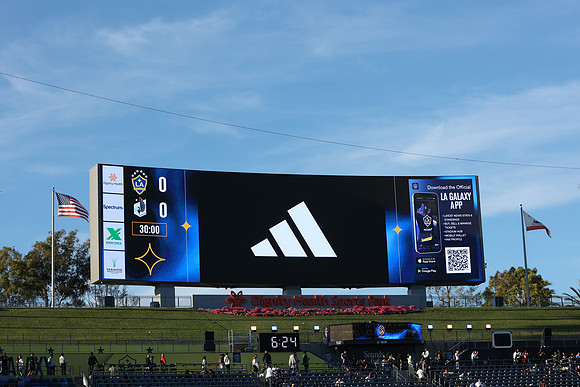 0404026_LAGalaxyvsMinnesota_GA_01618