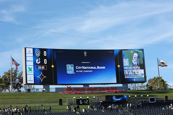 0404026_LAGalaxyvsMinnesota_GA_01395