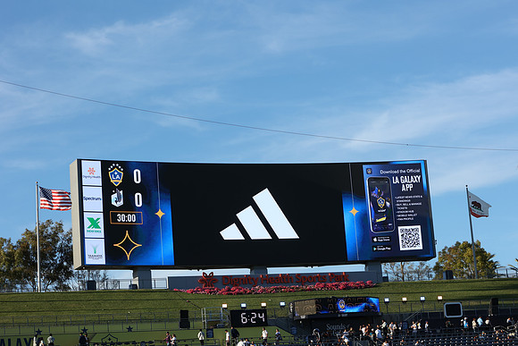 0404026_LAGalaxyvsMinnesota_GA_01578