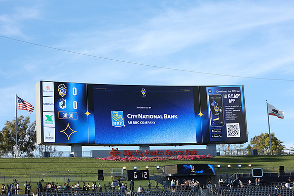0404026_LAGalaxyvsMinnesota_GA_01380