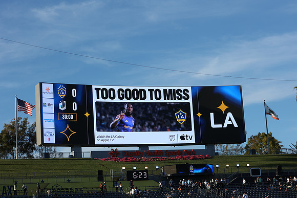 0404026_LAGalaxyvsMinnesota_GA_01569