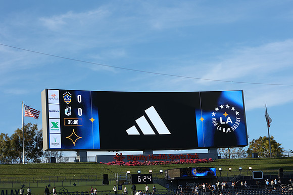 0404026_LAGalaxyvsMinnesota_GA_01582