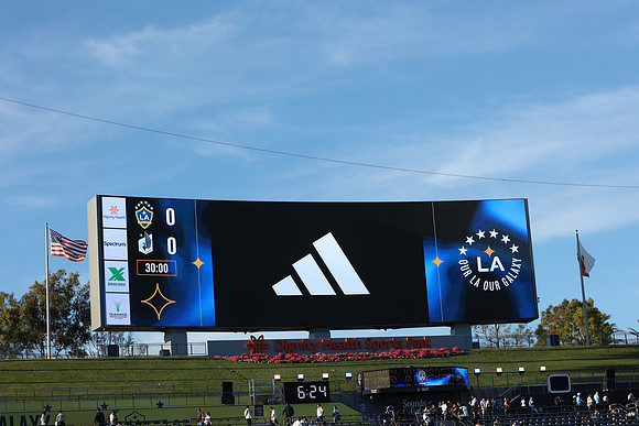 0404026_LAGalaxyvsMinnesota_GA_01581