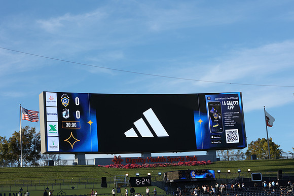 0404026_LAGalaxyvsMinnesota_GA_01580