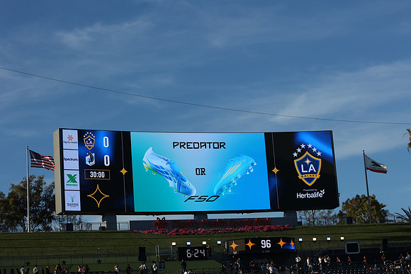 0404026_LAGalaxyvsMinnesota_GA_01609