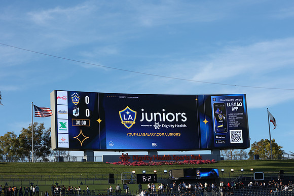 0404026_LAGalaxyvsMinnesota_GA_01524