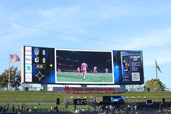 0404026_LAGalaxyvsMinnesota_GA_01647