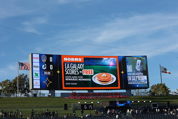 0404026_LAGalaxyvsMinnesota_GA_01447