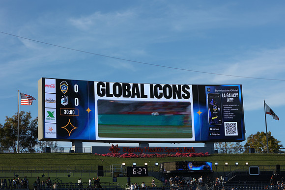 0404026_LAGalaxyvsMinnesota_GA_01654