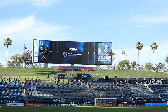 0404026_LAGalaxyvsMinnesota_GA_01330