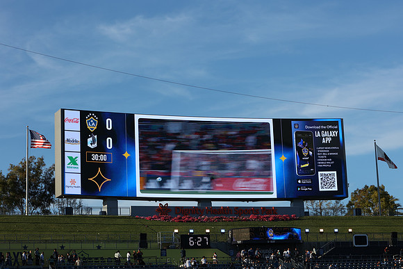0404026_LAGalaxyvsMinnesota_GA_01656