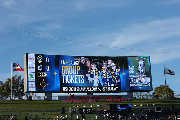 0404026_LAGalaxyvsMinnesota_GA_01499