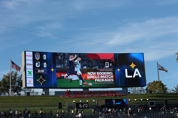 0404026_LAGalaxyvsMinnesota_GA_01513