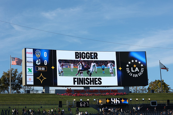 0404026_LAGalaxyvsMinnesota_GA_01675
