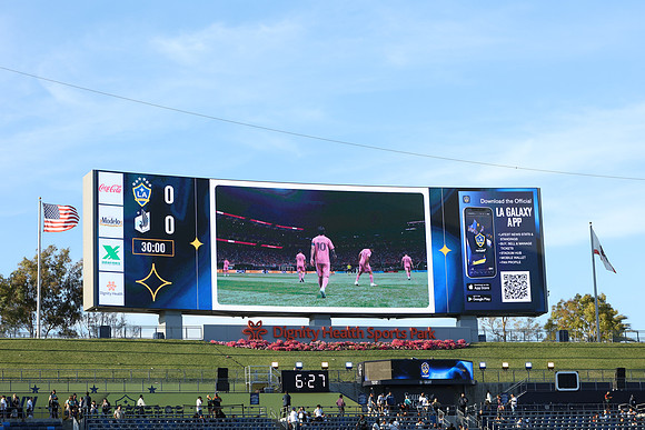 0404026_LAGalaxyvsMinnesota_GA_01648