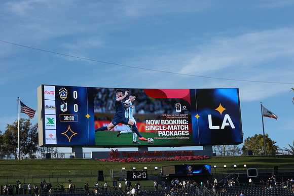 0404026_LAGalaxyvsMinnesota_GA_01514