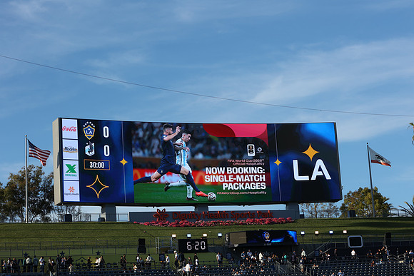 0404026_LAGalaxyvsMinnesota_GA_01515