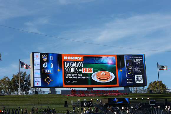 0404026_LAGalaxyvsMinnesota_GA_01449