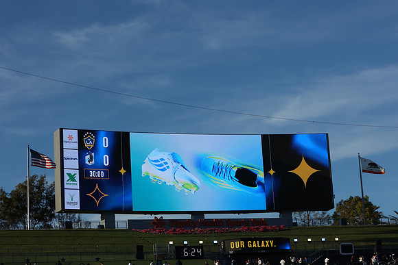 0404026_LAGalaxyvsMinnesota_GA_01604