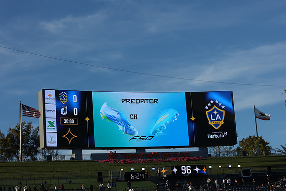 0404026_LAGalaxyvsMinnesota_GA_01610