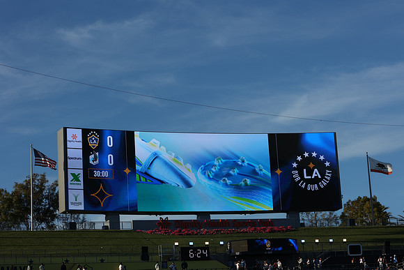 0404026_LAGalaxyvsMinnesota_GA_01599