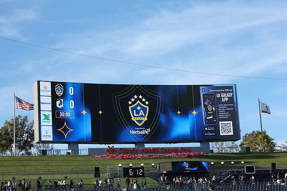 0404026_LAGalaxyvsMinnesota_GA_01377