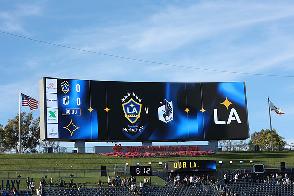 0404026_LAGalaxyvsMinnesota_GA_01366