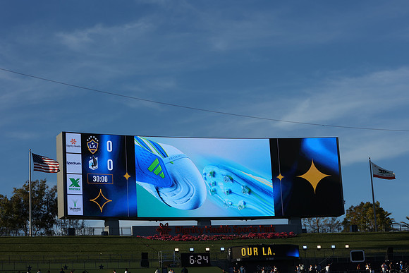 0404026_LAGalaxyvsMinnesota_GA_01601