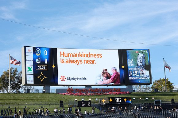 0404026_LAGalaxyvsMinnesota_GA_01402