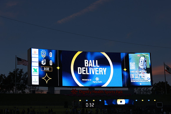 0404026_LAGalaxyvsMinnesota_GA_01078